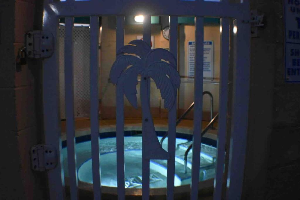 Pelican'S Roost, Waterfront Comfort At Venture Out Cudjoe Key 외부 사진